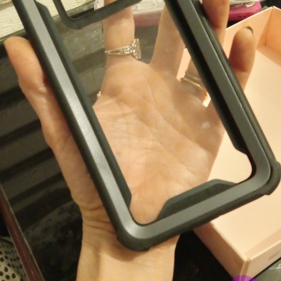 Variety of Phone Covers - Picture 8 of 14